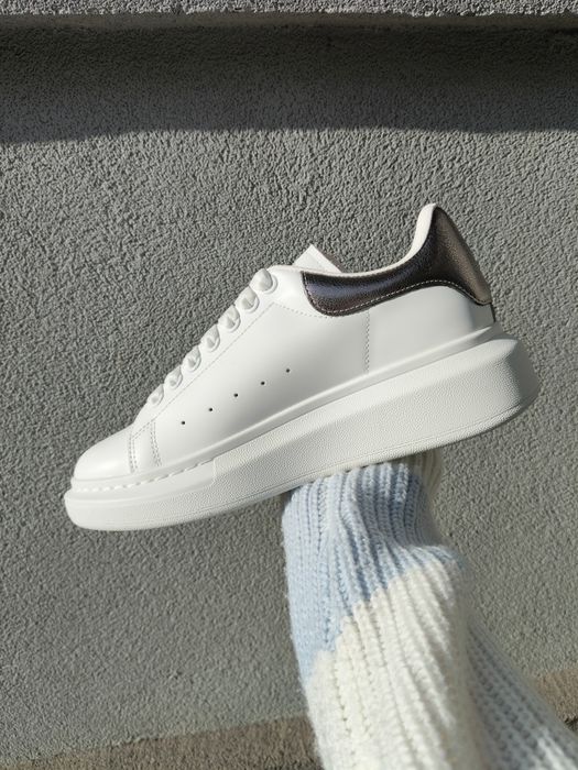 Alexander Mcqueen