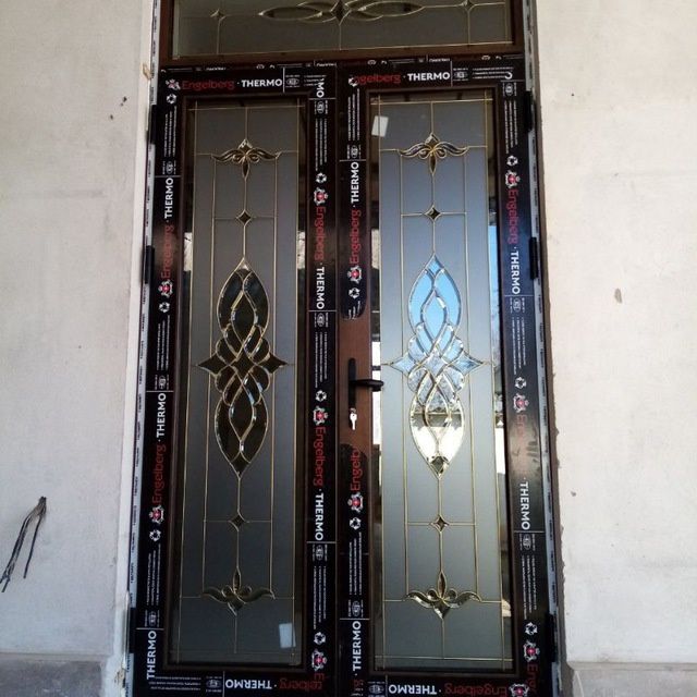 Акфа пласт Термо Хар хил турдаги ешик ва ромлари