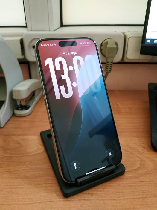 Продам Iphone 15 Pro 256gb на гарантии