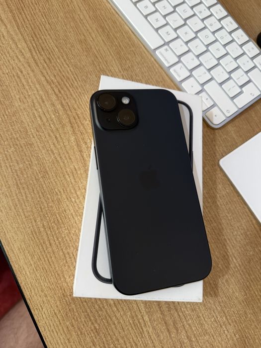 iPhone 15 black impecabil cutie completa