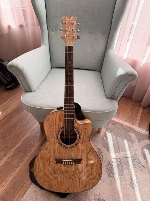 Chitară acustică-electrică Dean EQA GN Exotica, impecabilă