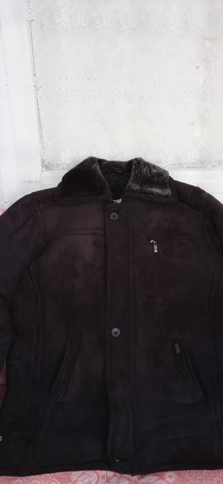 Продам мужскую дублёнку.