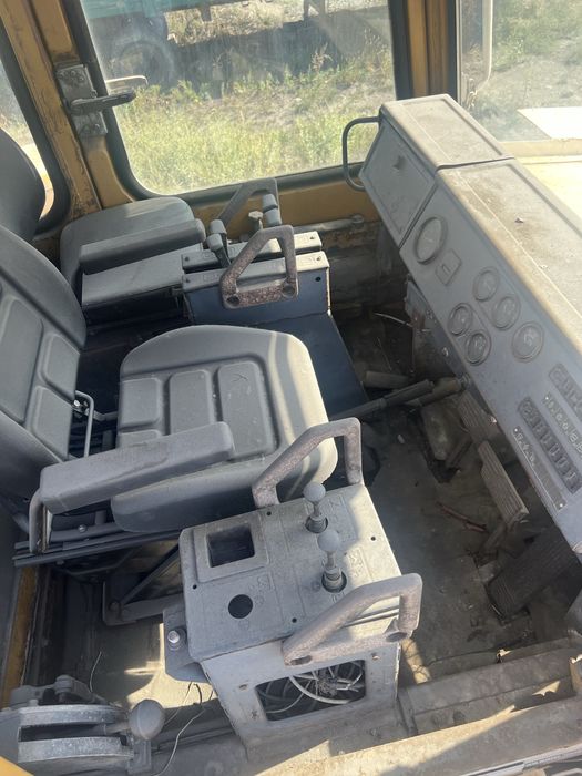 Продам бульдозер Т-330