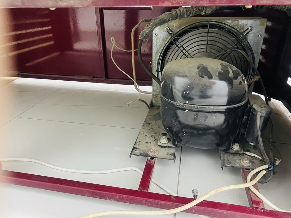 Криспа витринное холодилники 2021 абсолютно НОВЫЙ!!!