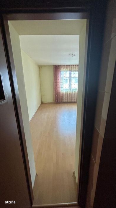 Apartament 3 camere S4 str Savinesti
