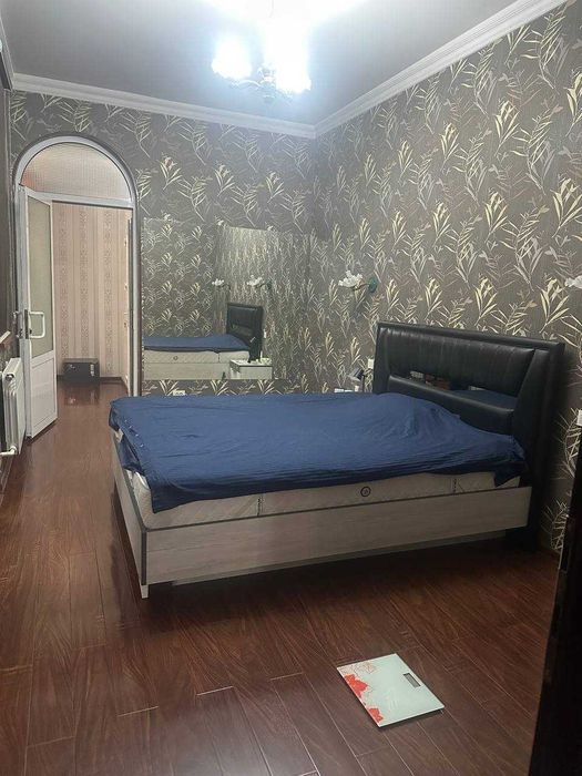 Ракатбоши. Сдам в аренду уютный 5 комнатный 2 этажный дом в  центре .