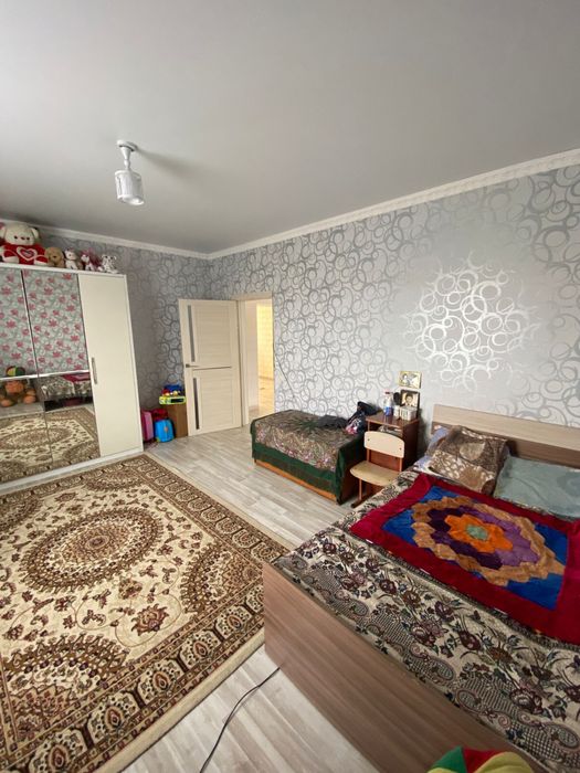 Продам 6-ти комнатный дом, Заречный