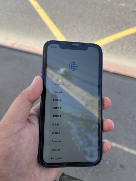 Iphone 11 продам