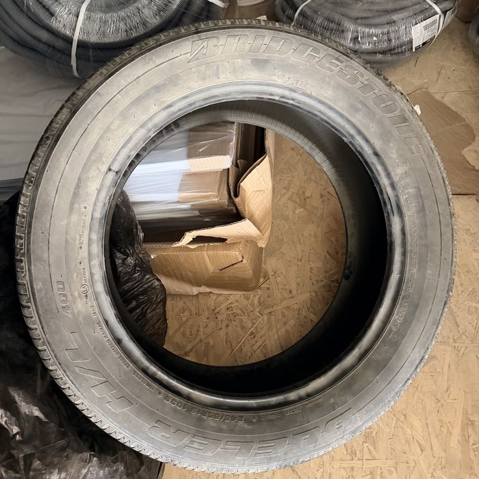 Покрышка Bridgestone 245/55/19