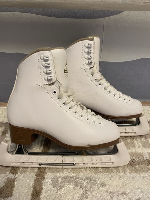 Коньки проффесиональные джексон