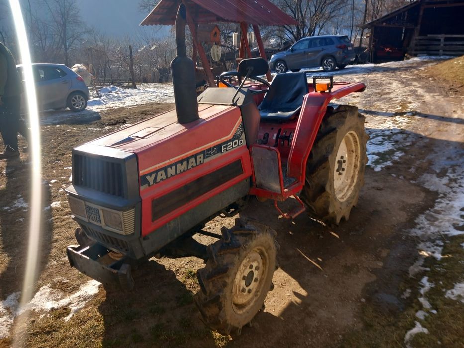 Tractor Japonez  YANNMAR 20D