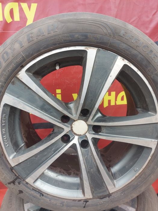 Шины с дисками разноширокие