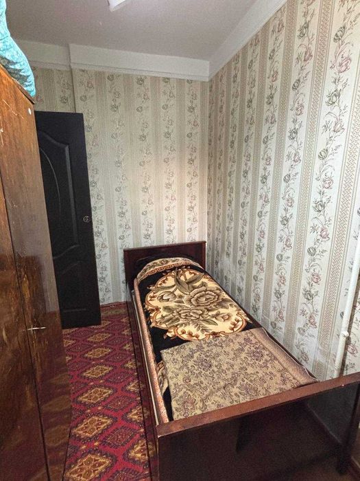 Продаю квартиру. 1\2\4 Юнусабад-18  Галерейка,кирпичный Сайрам