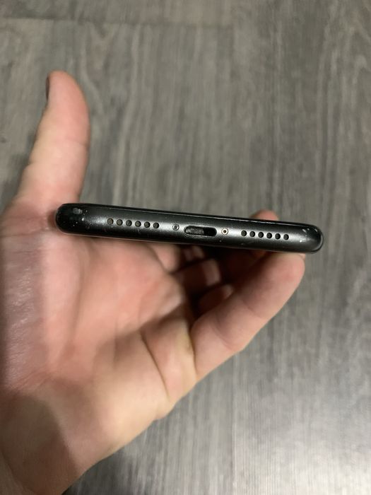 Продается Айфон 11