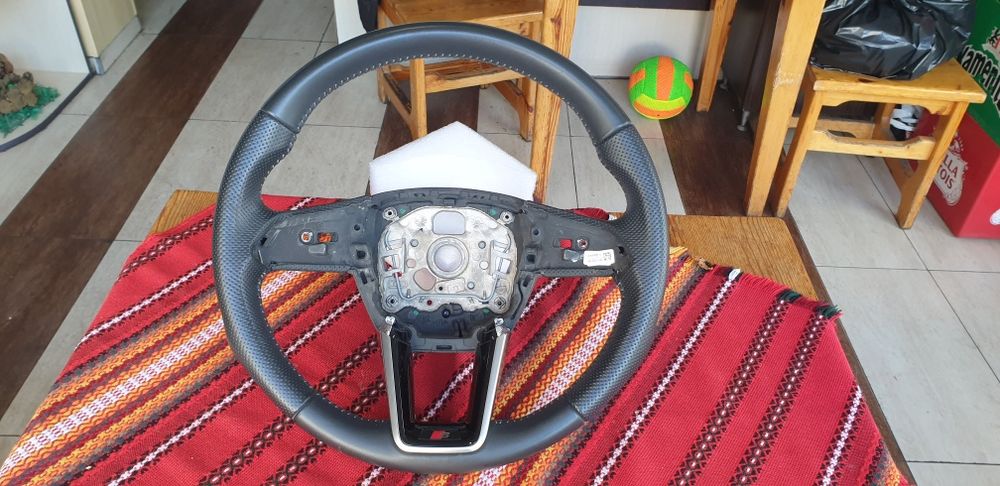 Волан за A6 C8 и A7 C8