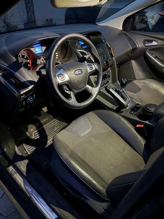FORD Focus 2012 — imagine 4