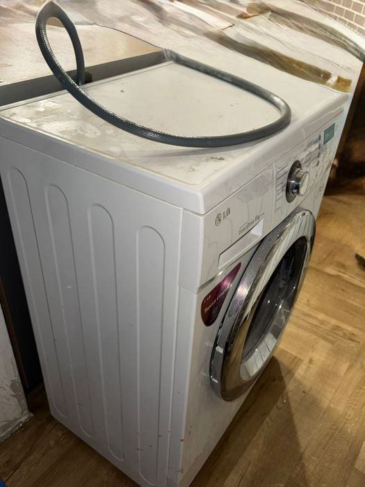 Стиральная машина LG б/у