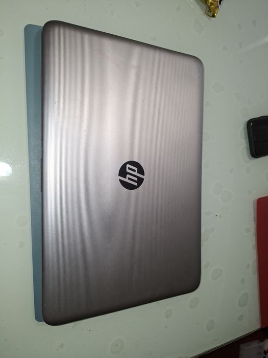 HP 250 g5, display Full HD, Intel i3  gen.5, 8 gb ram, Bluetooth,  500 gb