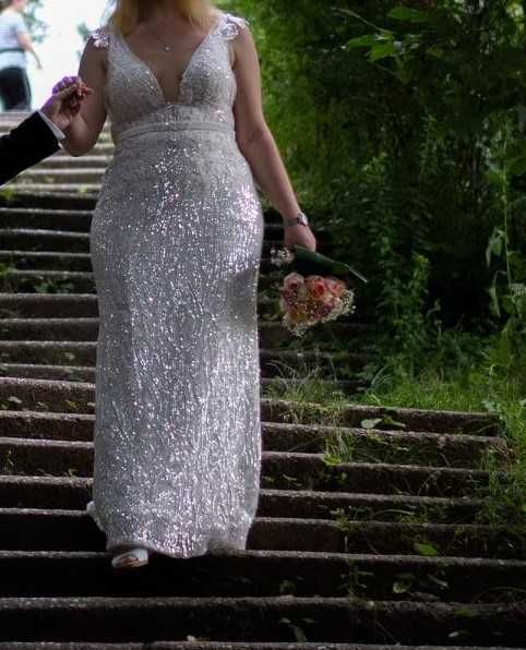 Rochie mireasa sirena