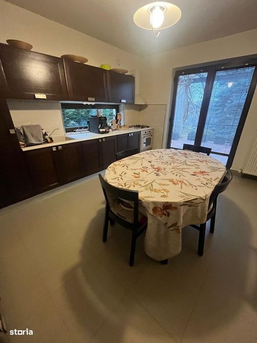 Vila Strada Trivale S+P+E1+M