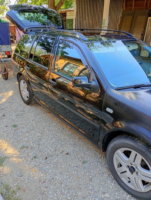 W.Golf 4.1.6 benzina 2003.