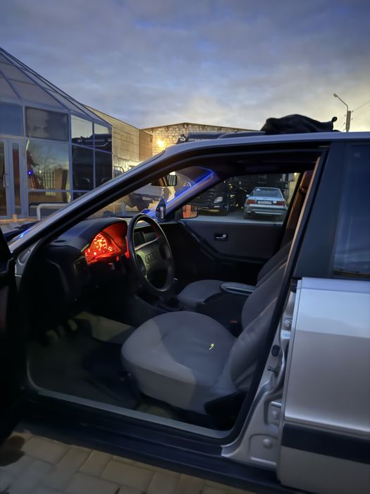 Продается Audi 80