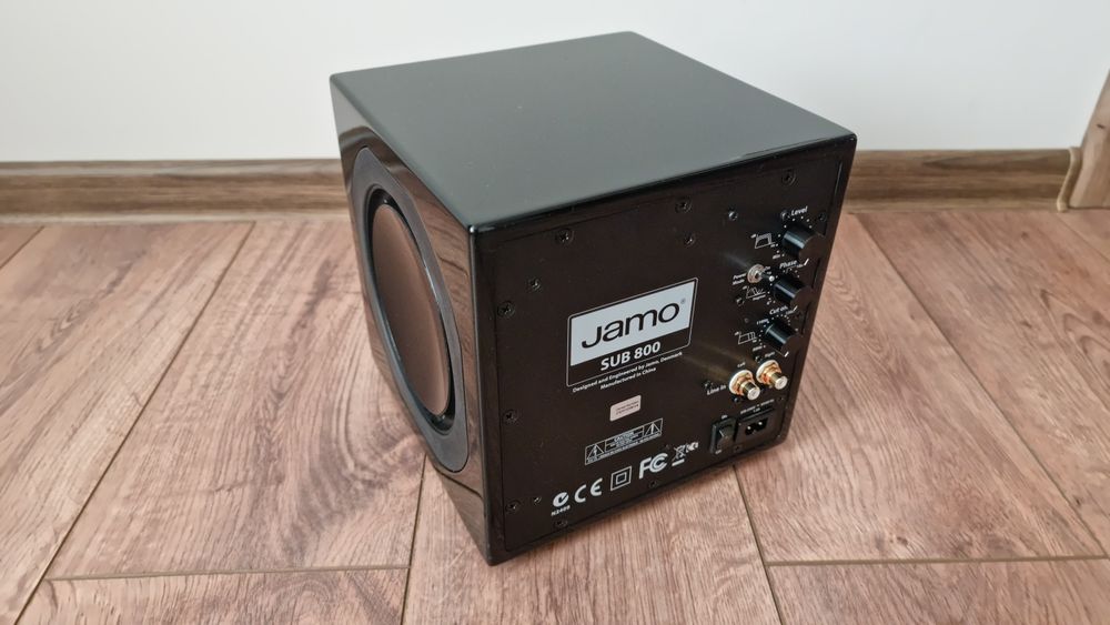 Субуфер JAMO SUB 800
