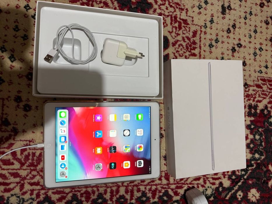 iPad Air wi-fi 64GB Silver