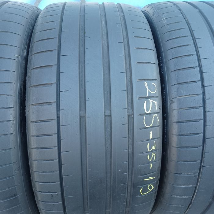 255 35 19 Falken 4бр летни дот 22