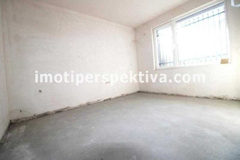 Продава се Тристаен апартамент в Пловдив, Център - 70 кв.м за 981 €/кв.м - Снимка #3