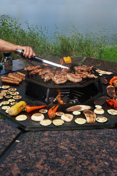 GRILL; OKTOGRILL cu polite demontabile de granit