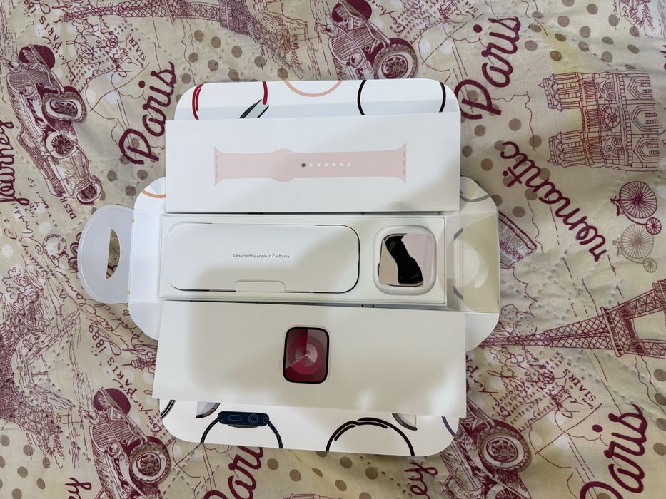 Apple watch 9 series pink