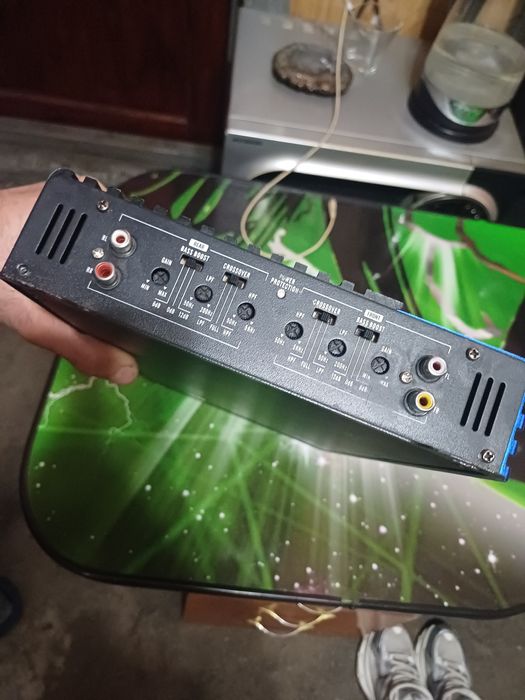 Продам усилитель