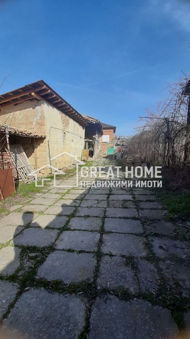 Едноетажна тухлена масивна къща – с. Лиляк !!!