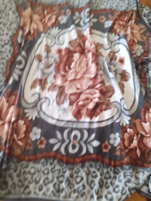 Pătură dimensiuni 2 m/2,20 m