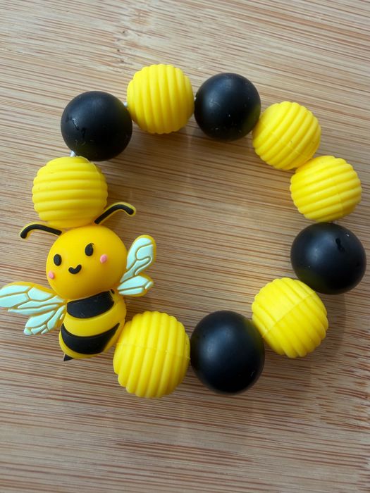 Ръчно изработена гривна