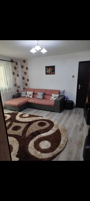 Închiriez apartament str Arțarilor Bistrița  et3 ,telefon 0740439315,