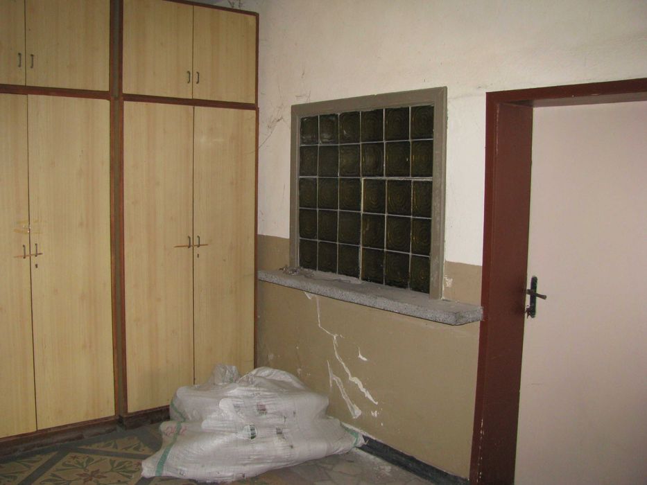 Продава се Промишлена сграда в Чирпан - 11271 кв.м за 44 €/кв.м - Снимка #7