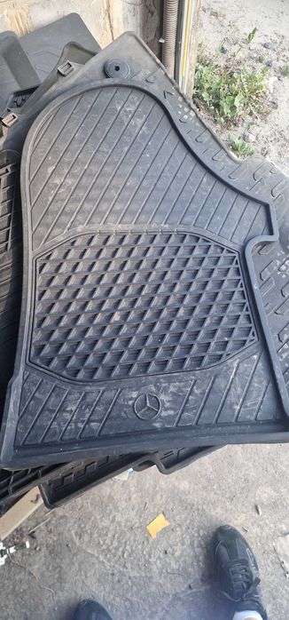 Mazda CX-30-гумени стелки орг