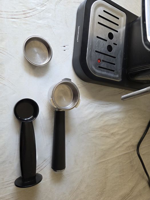 Espressor manual 1050w - accesorii complete