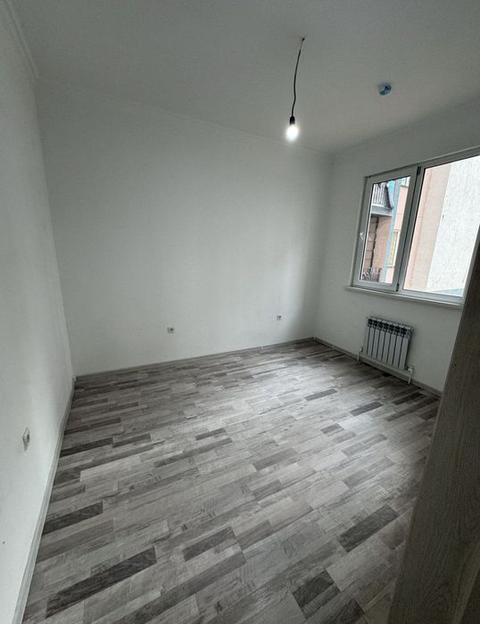 Yashnabod olmos mahalla 3/12/16 srochna sotiladi