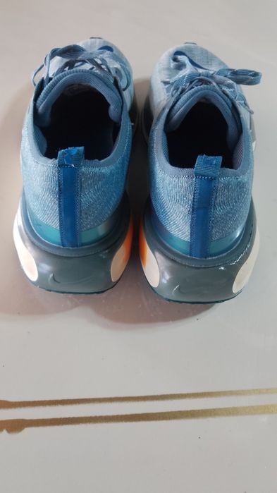 Adidasi Nike zoomx invincible run 3