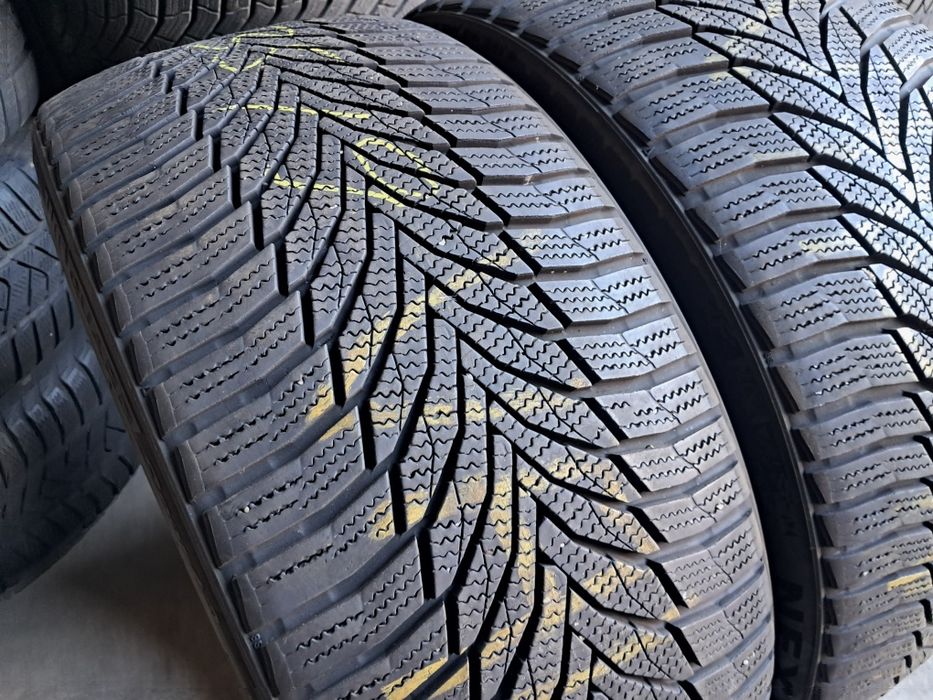 Anvelope second iarna 235 35 R19 Nexen 6.5mm 2021