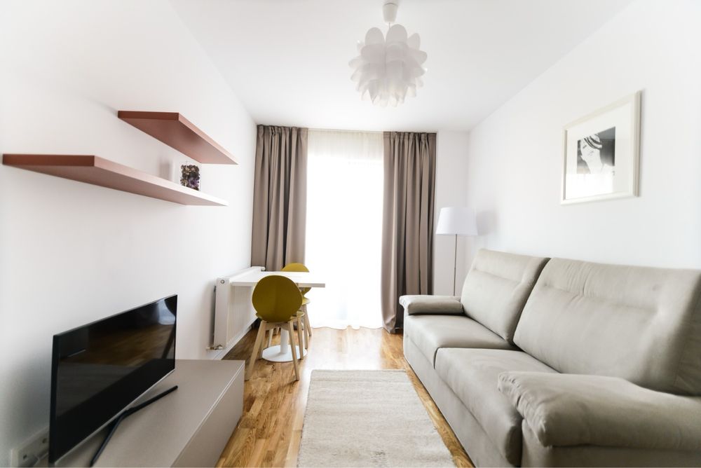 Apartament de inchiriat 2 camere Park Lake 1 orientare estica