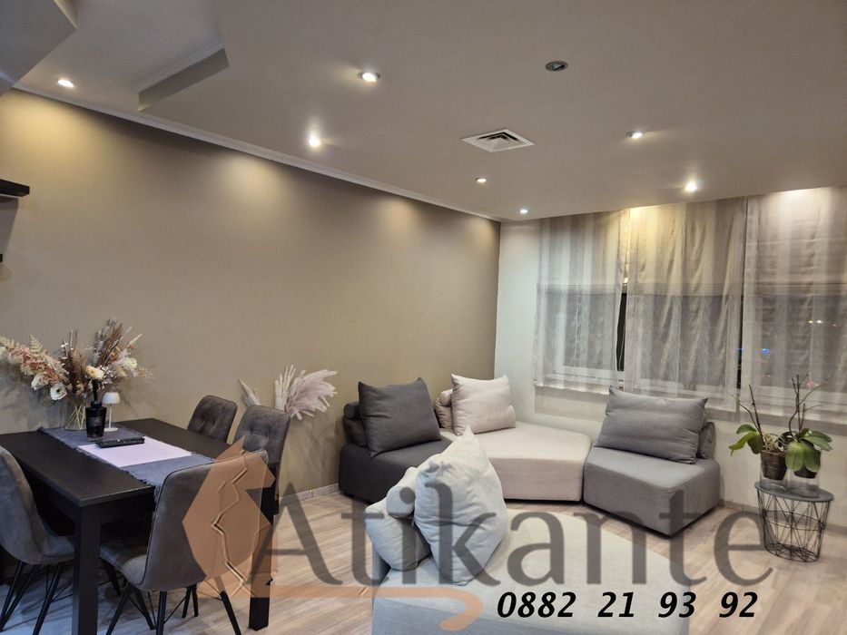 Продава се Двустаен апартамент в София, Люлин 8 - 75 кв.м за 1428 €/кв.м - Снимка #9