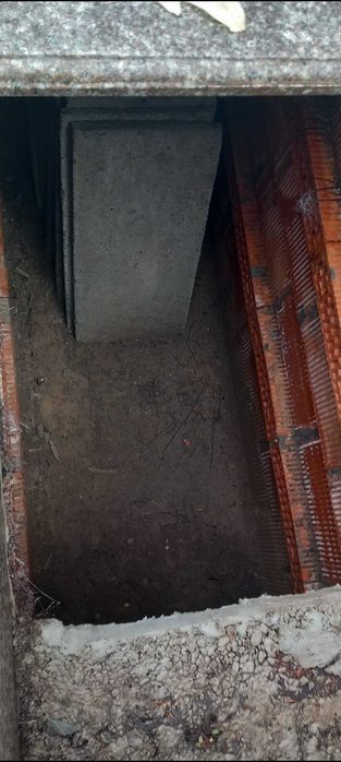 Vand cavou, 2 locuri la cimitirul Sfantul Vasile Iasi