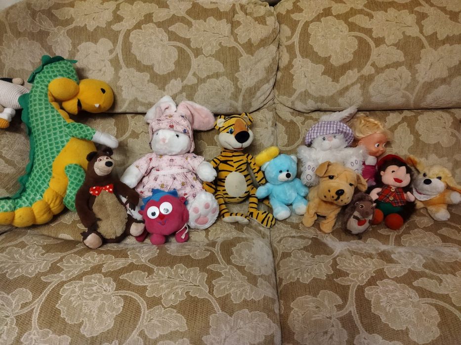 Продам детские игрушки мягкие очень красивые подарок на новый год для