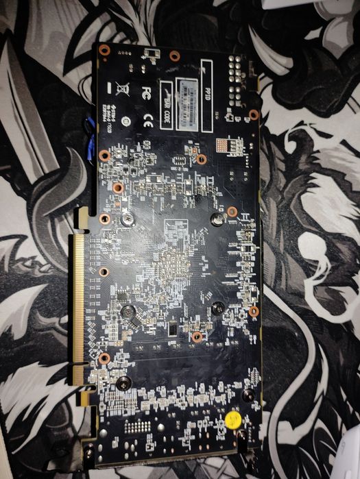 Продам видеокарту GIGABYTE RX 570 8GB