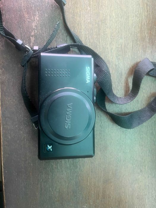 Фотоапарат SIGMA DP1