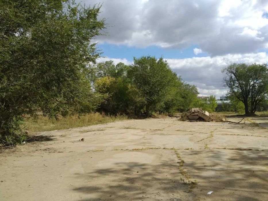 Земельный участок